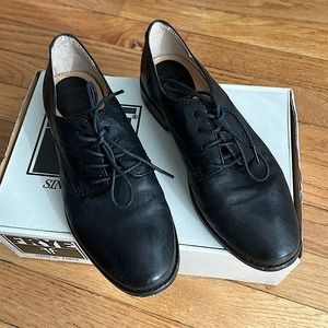 Frye black oxfords size 6